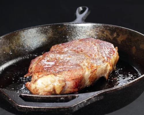 Best Pan for Cooking Steak: Reviews and Buying Guide